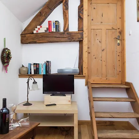 Apartmán Modernes Apartment Mit Parkplatz In Der Eifel Schleiden